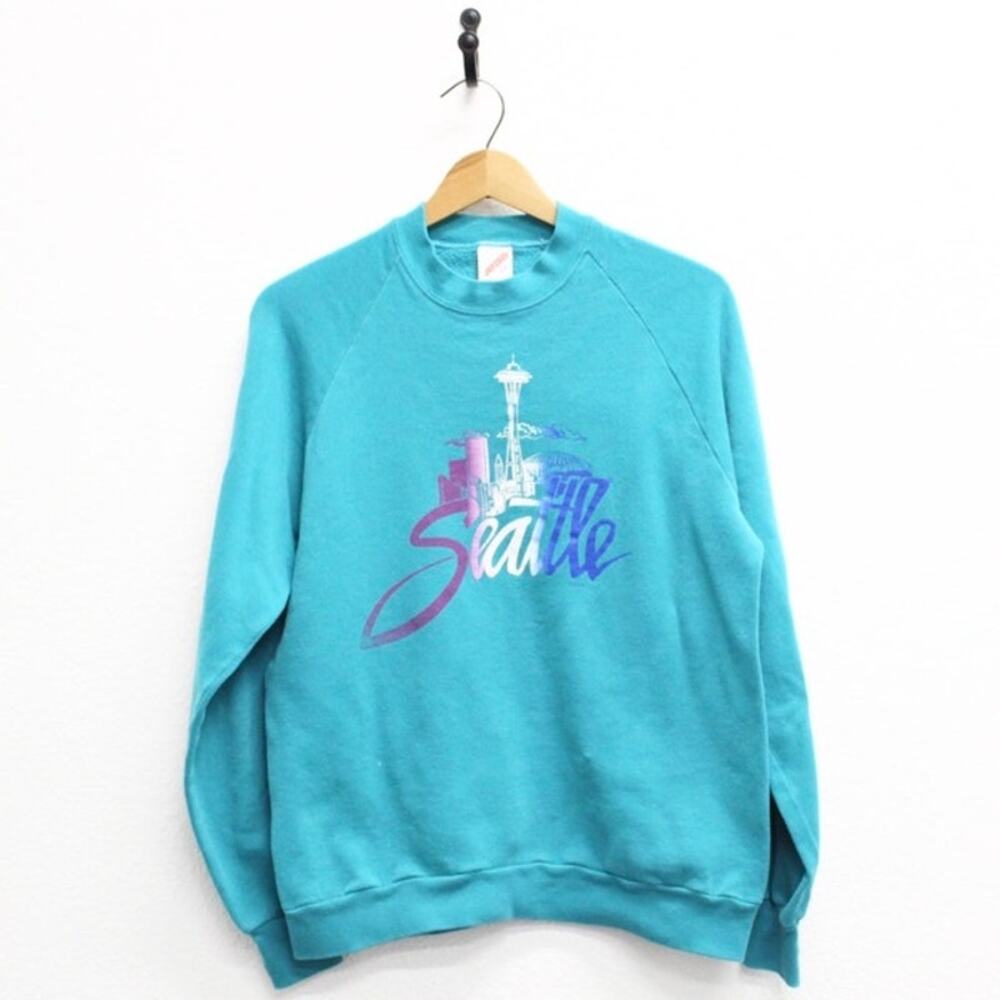 Vintage Seattle Washington Skyline Sweatshirt Large